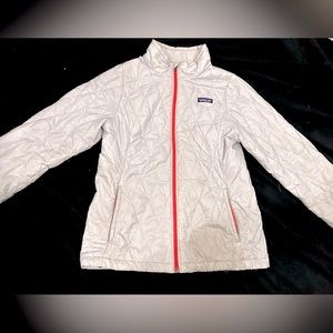 Light Gray Patagonia Coat - Girls XL 
Fits women’s small-medium